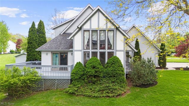866 S Court Street, Medina, OH 44256
