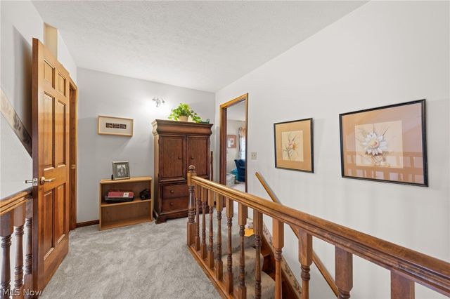 866 S Court Street, Medina, OH 44256