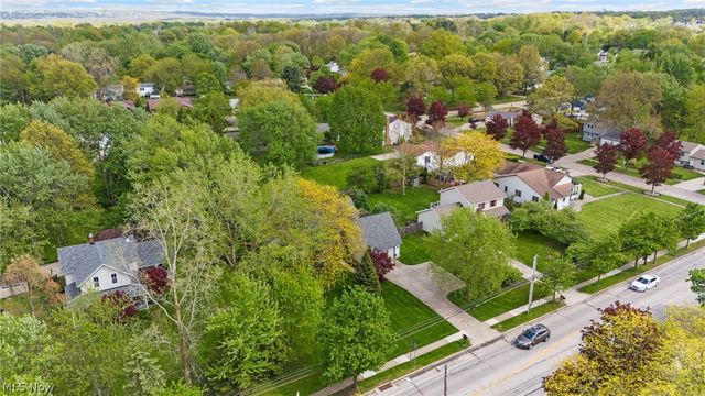 866 S Court Street, Medina, OH 44256
