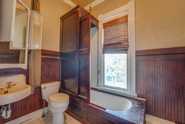 123 N Line, Mineola, TX 75773