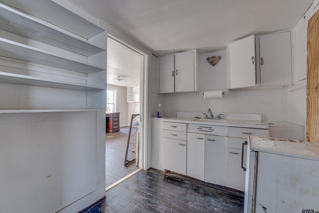 123 N Line, Mineola, TX 75773