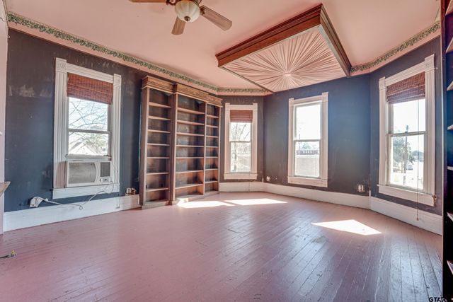 123 N Line, Mineola, TX 75773