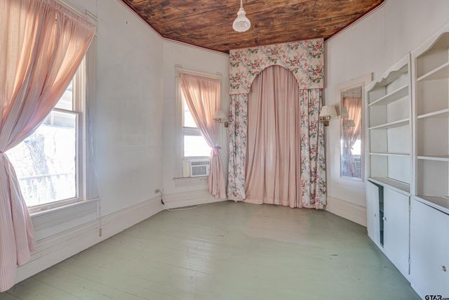 123 N Line, Mineola, TX 75773