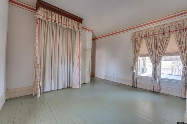 123 N Line, Mineola, TX 75773