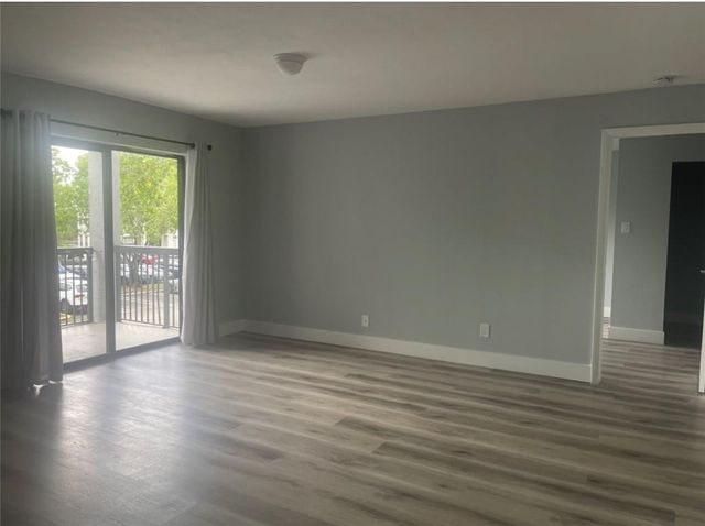 11229 W Atlantic Boulevard 205, Coral Springs, FL 33071