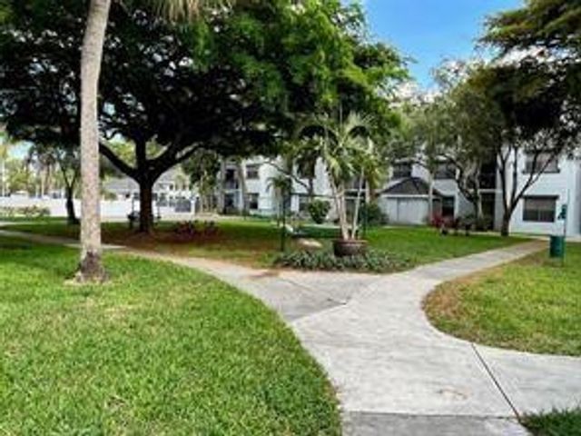 11229 W Atlantic Boulevard 205, Coral Springs, FL 33071