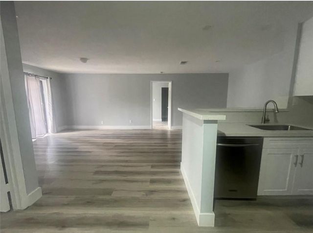11229 W Atlantic Boulevard 205, Coral Springs, FL 33071