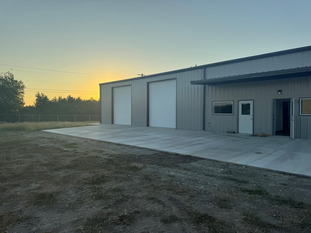 4362 E 29 Highway B, Bertram, TX 78605