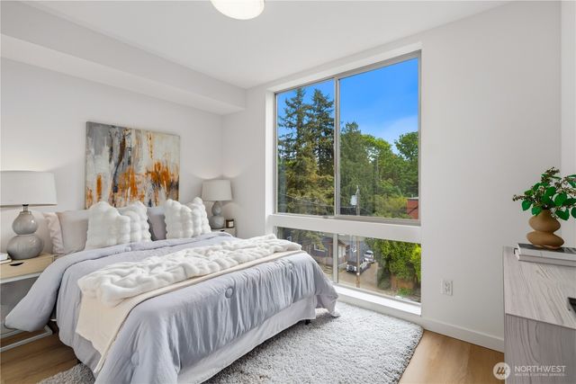 3817 C Fremont Avenue N, Seattle, WA 98103