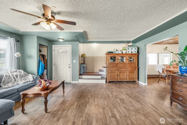 4008 118th Street E, Tacoma, WA 98446