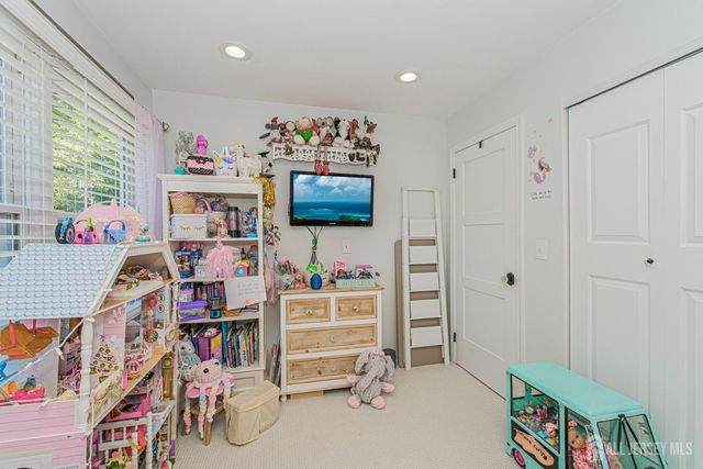 4 Shilling Way, Jackson, NJ 08527