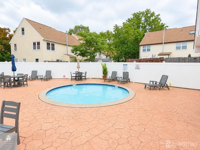 4 Shilling Way, Jackson, NJ 08527