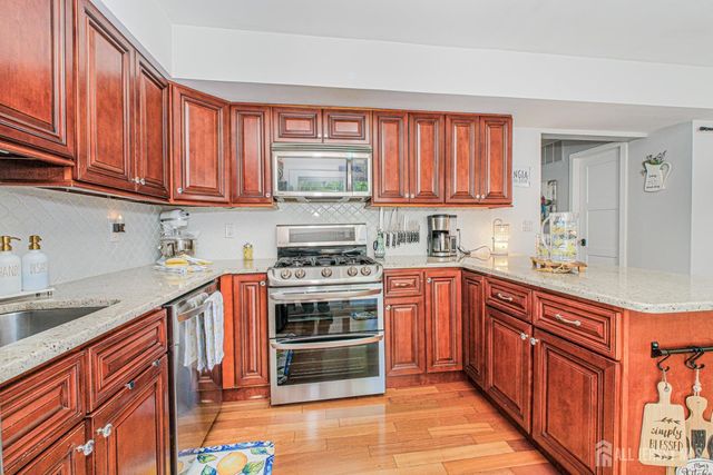 4 Shilling Way, Jackson, NJ 08527
