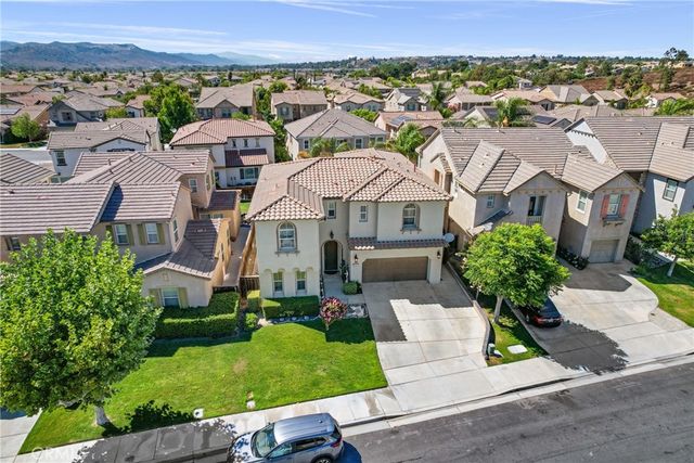 45575 Hawk Court, Temecula, CA 92592