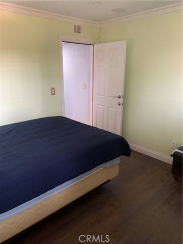 1017 W Bishop Street 202, Santa Ana, CA 92703