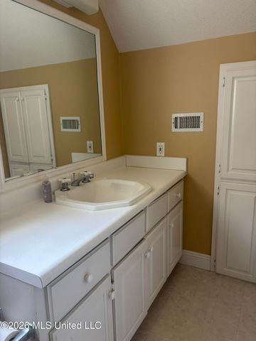 16170 Moragas Lane, Kiln, MS 39556