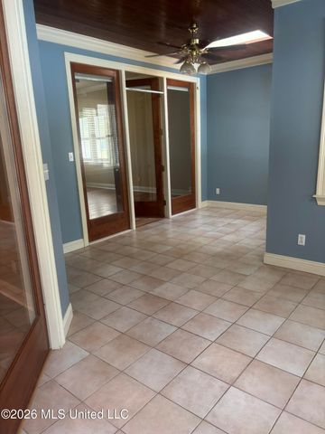 16170 Moragas Lane, Kiln, MS 39556