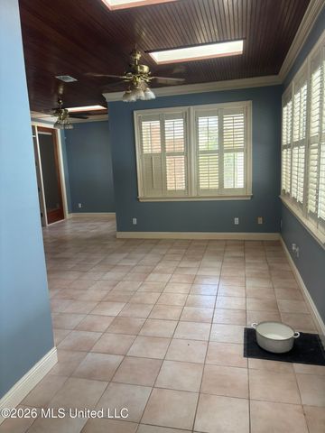 16170 Moragas Lane, Kiln, MS 39556