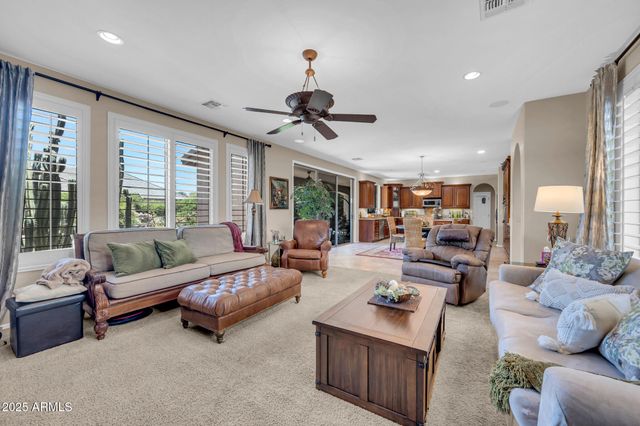 2383 E Zion Way, Chandler, AZ 85249