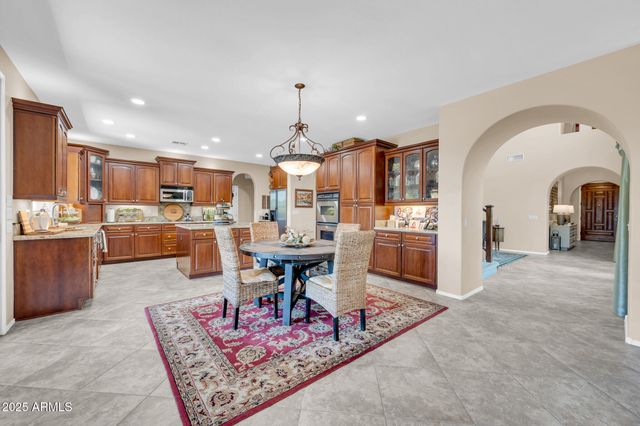 2383 E Zion Way, Chandler, AZ 85249