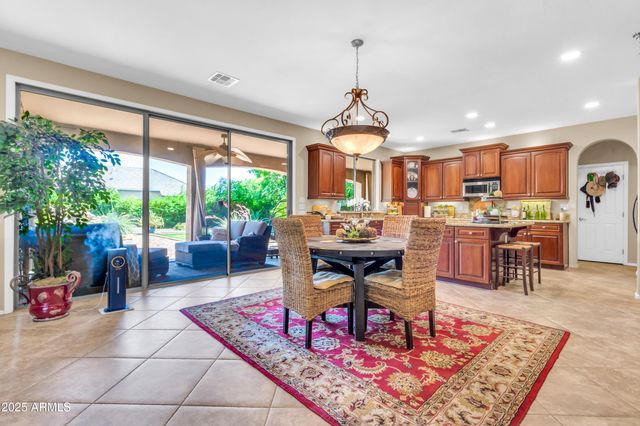 2383 E Zion Way, Chandler, AZ 85249