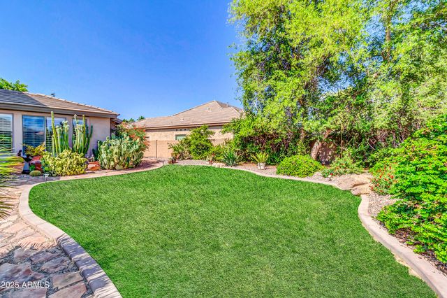 2383 E Zion Way, Chandler, AZ 85249