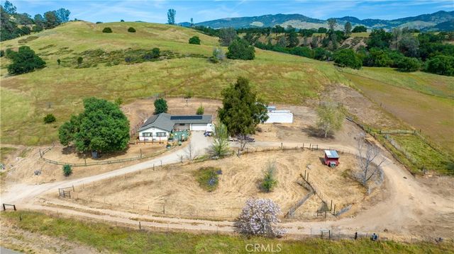 70331 Vineyard Canyon Rd., San Miguel, CA 93451