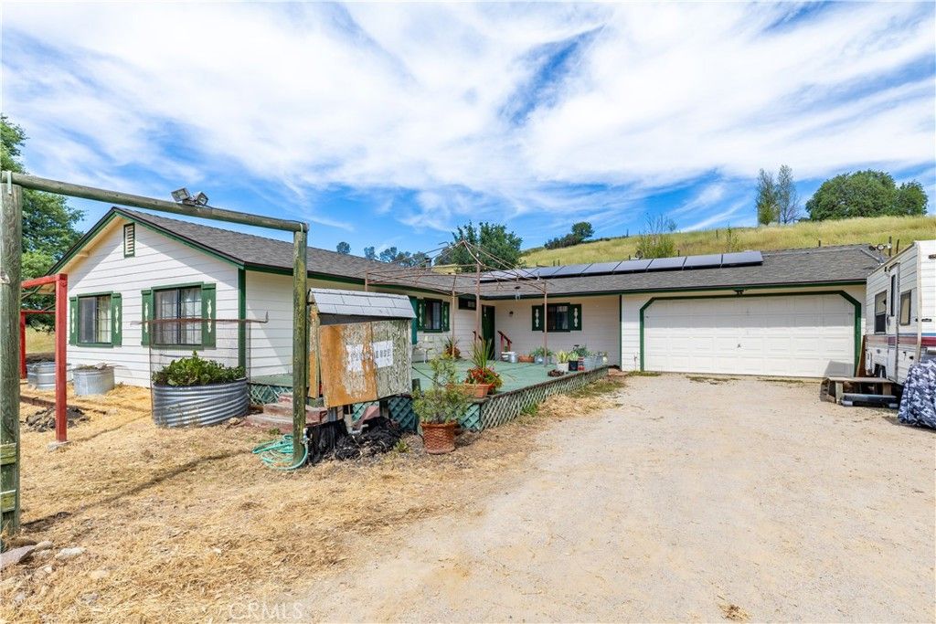 70331 Vineyard Canyon Rd., San Miguel, CA 93451