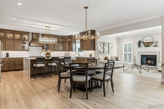 973 Tara Court, Chesterfield, MO 63005