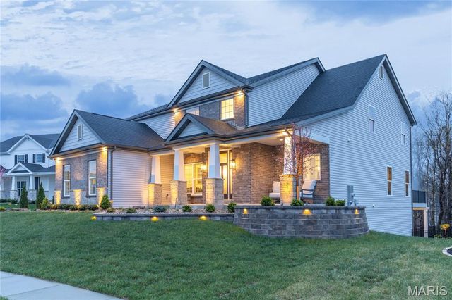 973 Tara Court, Chesterfield, MO 63005