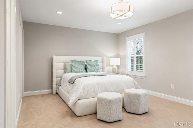 973 Tara Court, Chesterfield, MO 63005