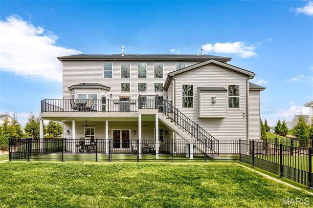 973 Tara Court, Chesterfield, MO 63005