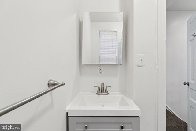 2219 N 10TH ST, Philadelphia, PA 19133