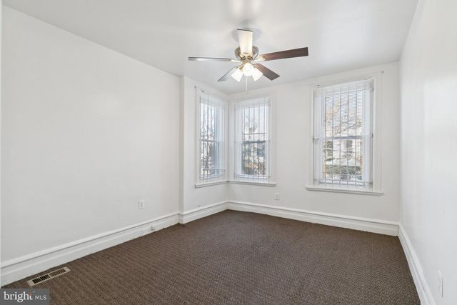 2219 N 10TH ST, Philadelphia, PA 19133