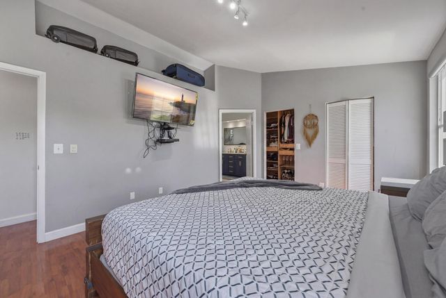 310 NW 207th Way, Pembroke Pines, FL 33029