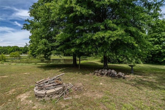 312 E Armuchee Road E, Summerville, GA 30747
