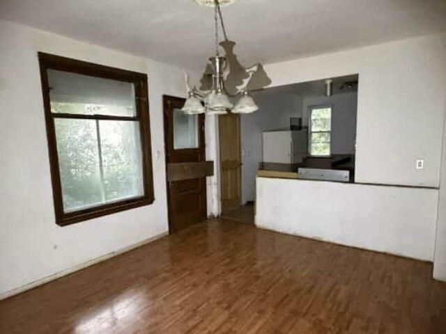 2620 S Pine AVENUE, Milwaukee, WI 53207