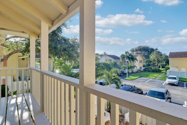 232 SEABREEZE Circle, Jupiter, FL 33477