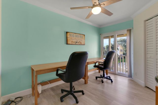 232 SEABREEZE Circle, Jupiter, FL 33477