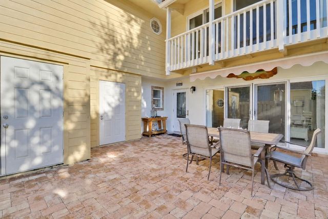 232 SEABREEZE Circle, Jupiter, FL 33477