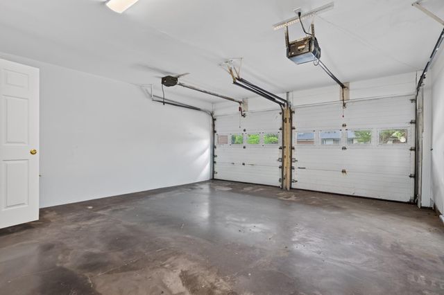 5027 Creekbend Drive, Houston, TX 77035