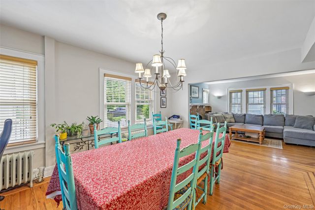 148 Willis Court, Woodmere, NY 11598