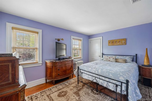 148 Willis Court, Woodmere, NY 11598