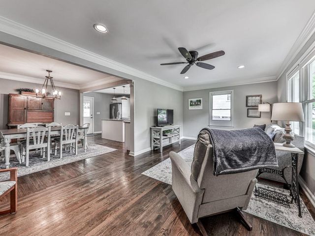 2660 Birch SE Street, Smyrna, GA 30080