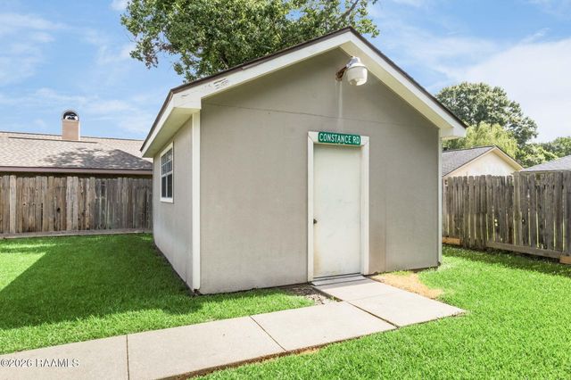 226 Saint Benjamin Drive, Lafayette, LA 70506