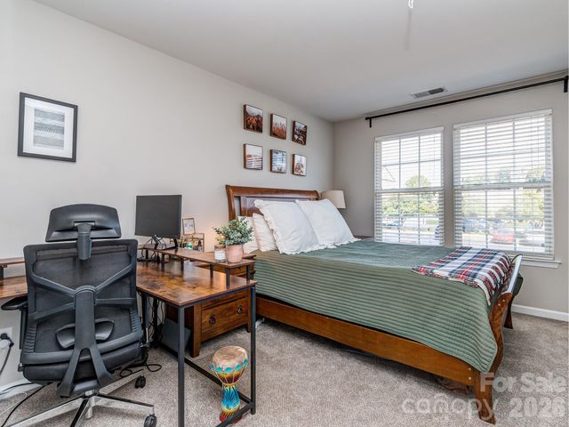 6535 Central Pacific Avenue, Charlotte, NC 28210