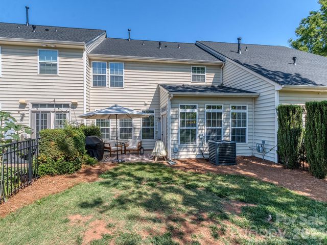 6535 Central Pacific Avenue, Charlotte, NC 28210