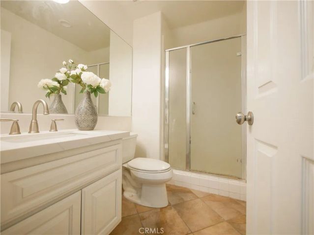 7725 Lady Banks, Corona, CA 92883