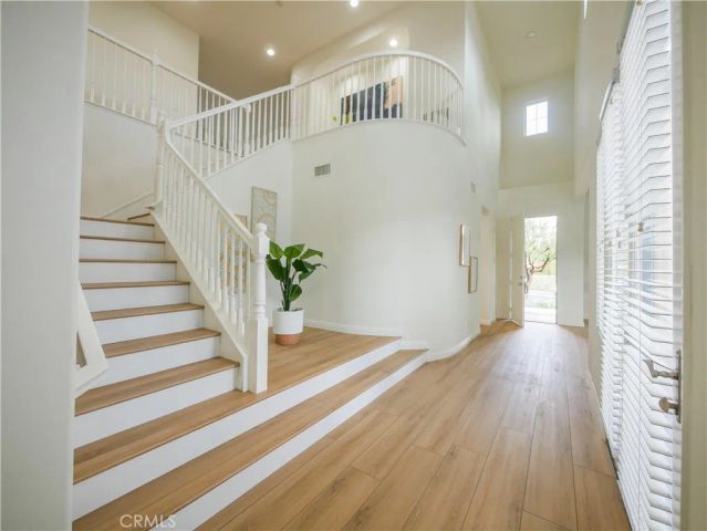 7725 Lady Banks, Corona, CA 92883