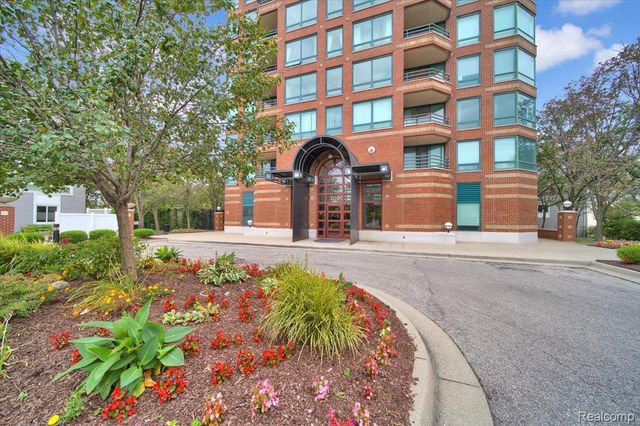 3320 Spinnaker Lane 3A, Detroit, MI 48207